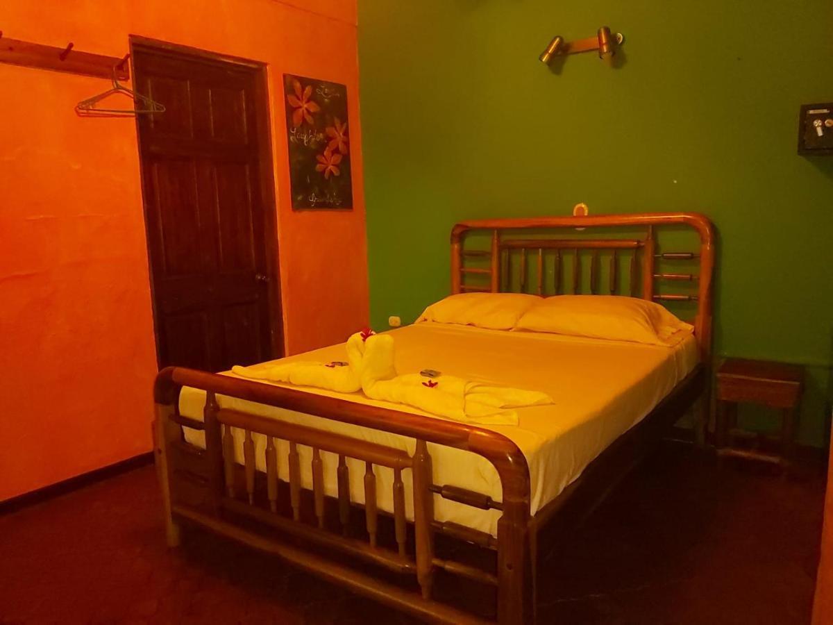La Palapa Hut Nature Hostel Puerto Jiménez Εξωτερικό φωτογραφία